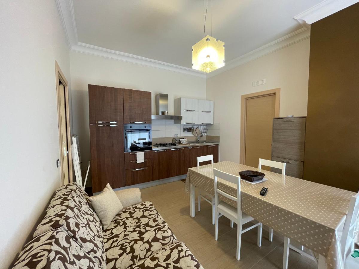 Xacca Luxury Apartment Шака Екстериор снимка